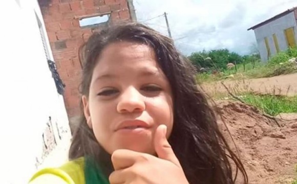 BAHIA ADOLESCENTE DE 13 ANOS É ASSASSINADA A FACADAS EM PÉ DE SERRA