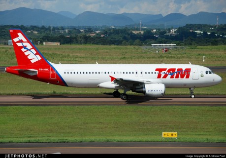 aviao-tam