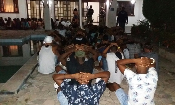 PM acaba com festa de paredão regada a drogas I Foto: WhatsApp/Ubaitaba Urgente