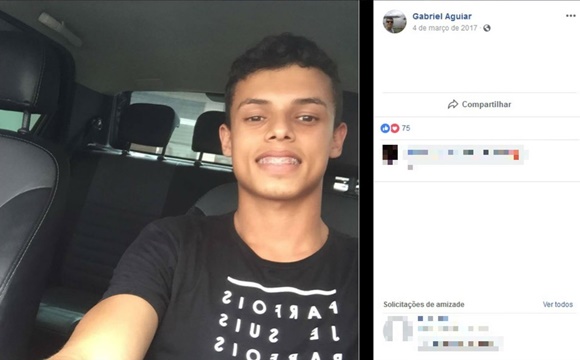 Jovem foi morto a tiros na porta da casa onde morava no sul da Bahia (Foto: Reprodução/Facebook)