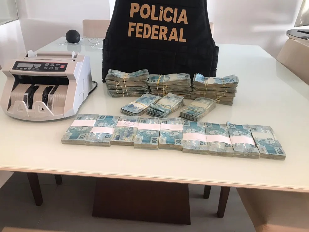 PF ENCONTRA R$270 MIL NA CASA DE FILHO DE DESEMBARGADOR NO MARANHÃO