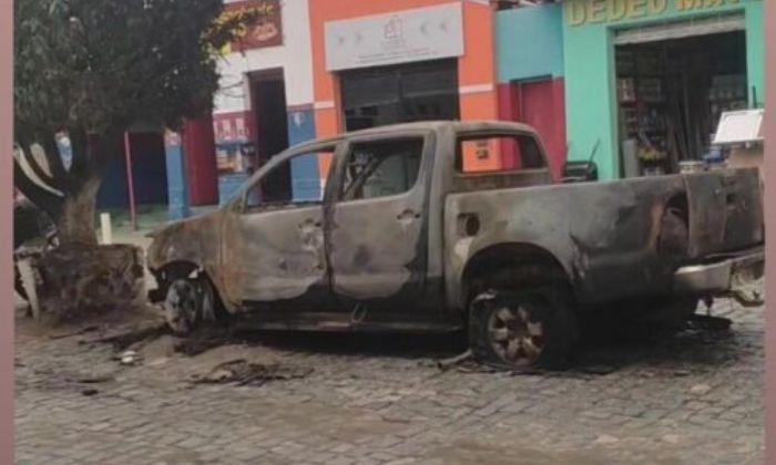 Pré-candidata a prefeita de Nova Canaã teve carro incendiado