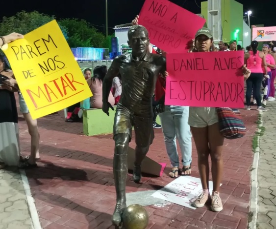 MP encaminha à Justiça pedido de retirada de estátua de Daniel Alves em Juazeiro