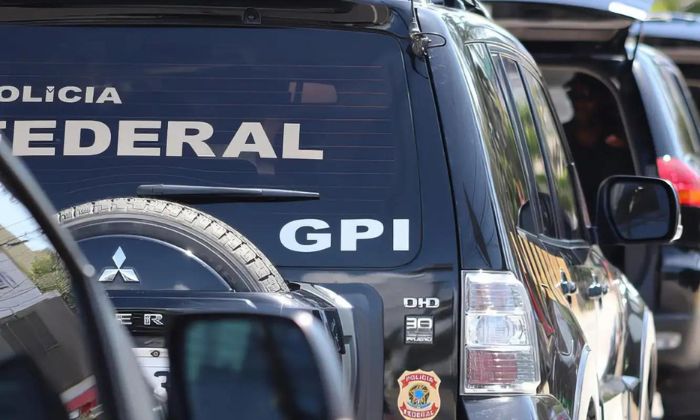 Polícia Federal prende dupla acusada de financiar roça de 12 mil pés de maconha em Campo Formoso