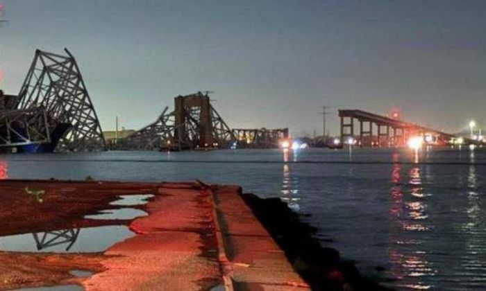 Ao menos sete pessoas estão desaparecidas após ponte desabar nos EUA