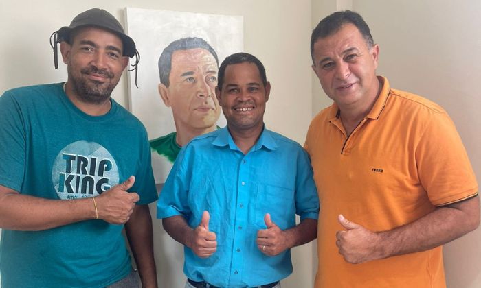 Pastor Adilson abandona governo e se une a oposição liderada por Jé Assunção