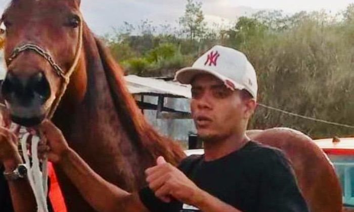 Lázaro foi morto a tiros em Aurelino Leal.