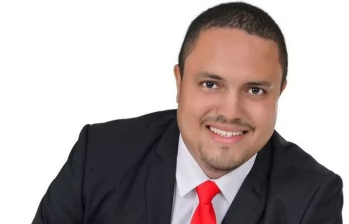 Erick Vinícius morreu no local após ser arremessado para fora do carro.