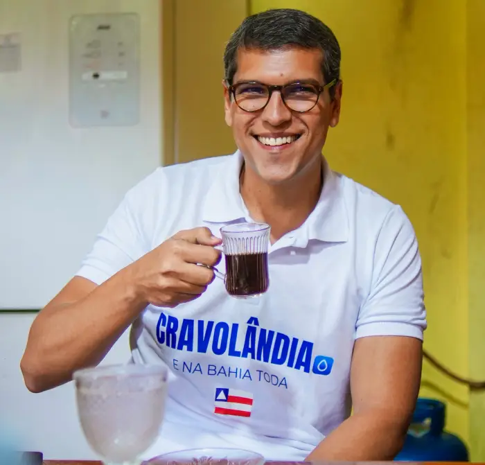 Jayminho durante visita em Cravolândia