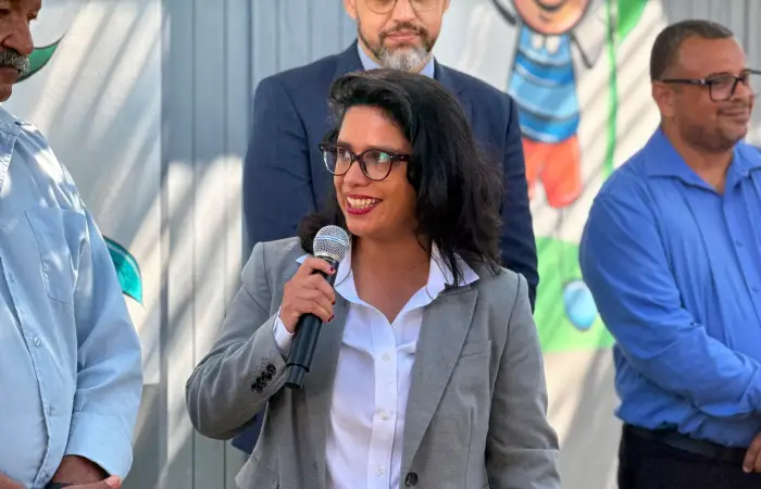 Dra. Thatiane Soares